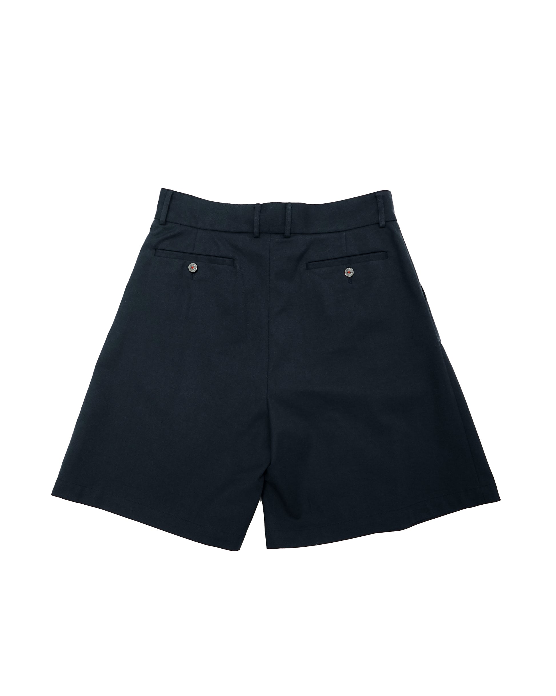 EXTRAPLEATED SHORTS